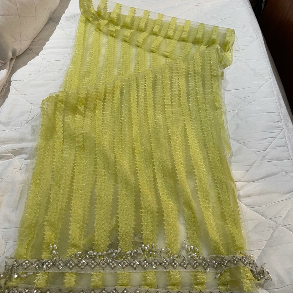 Pakistani branded dress - Picture 14 of 16